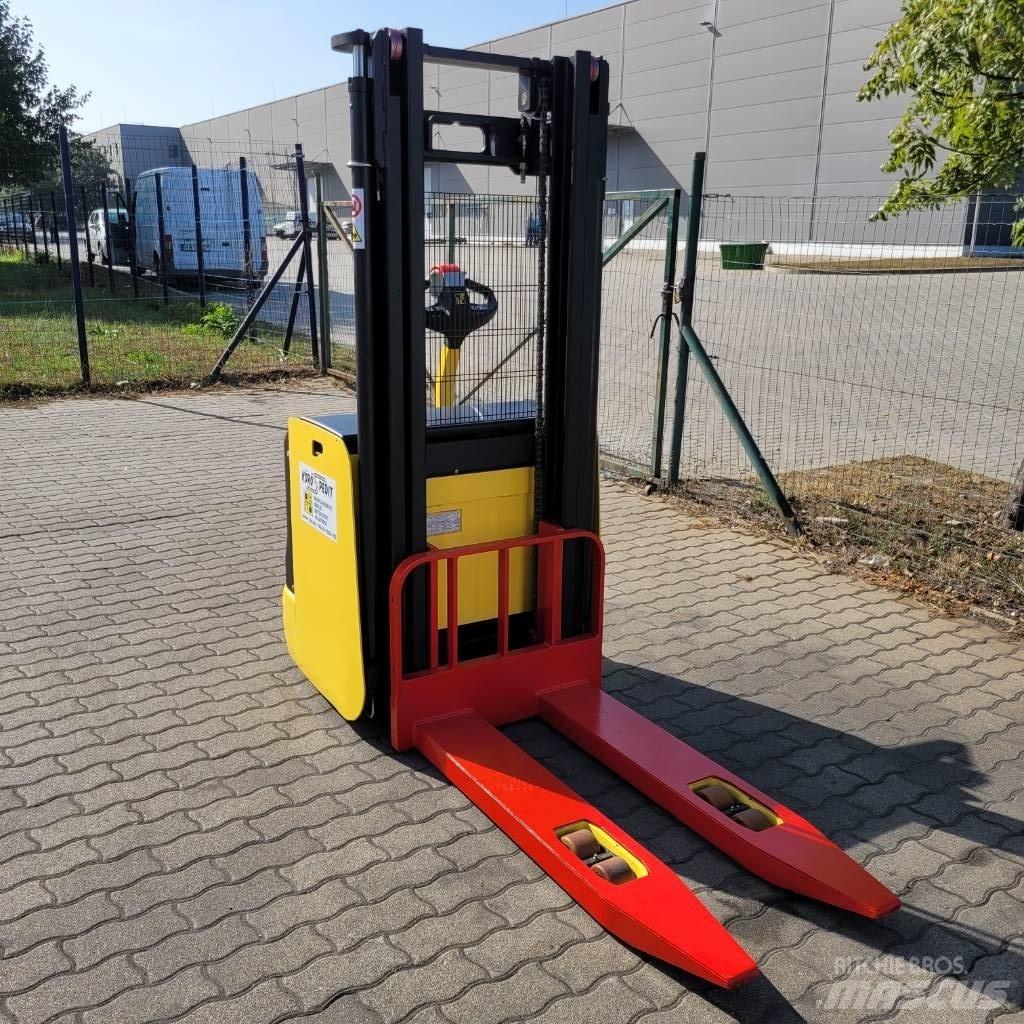 Hyster S1.6 Manual Pallet Stacker