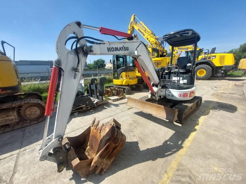 Komatsu PC27R-2 Mini Excavators <7t (Mini Diggers)