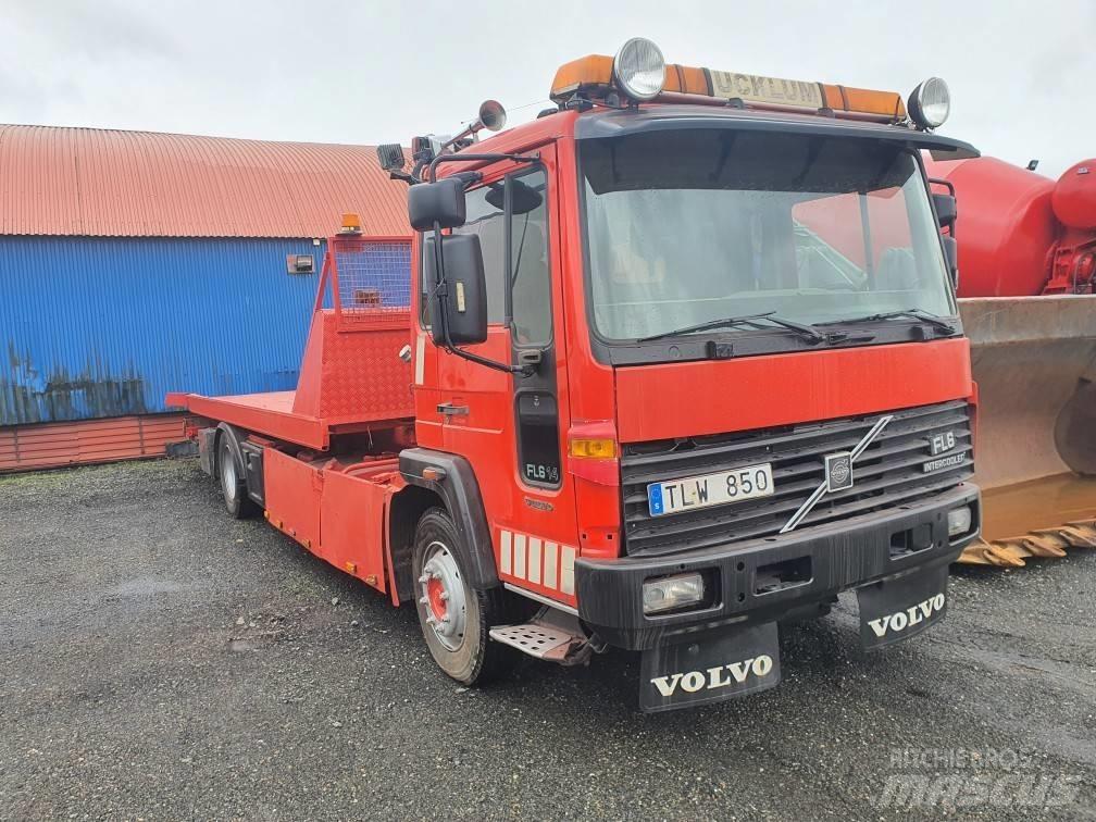 Volvo FL614 Tow Trucks / Wreckers