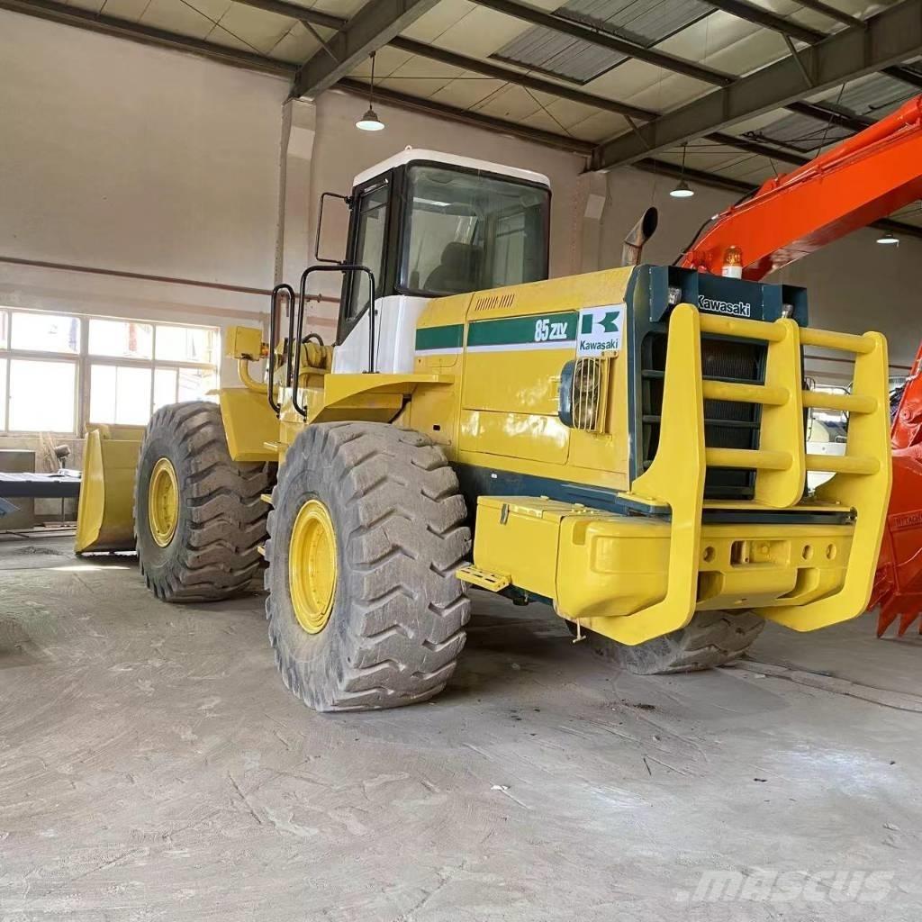 Kawasaki 85 Z Wheel Loaders