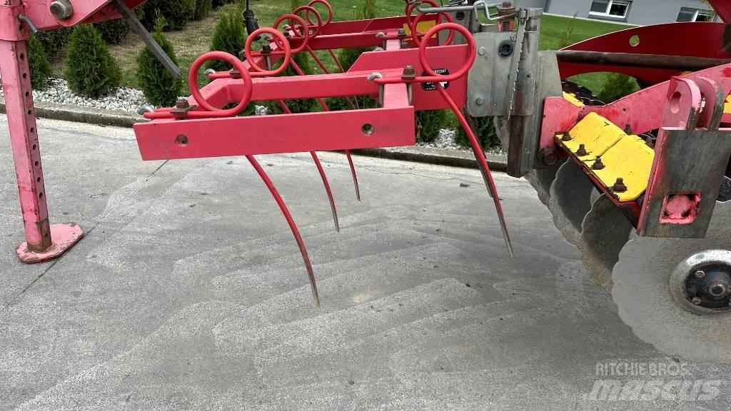 Väderstad Carrier650 Disc Harrows