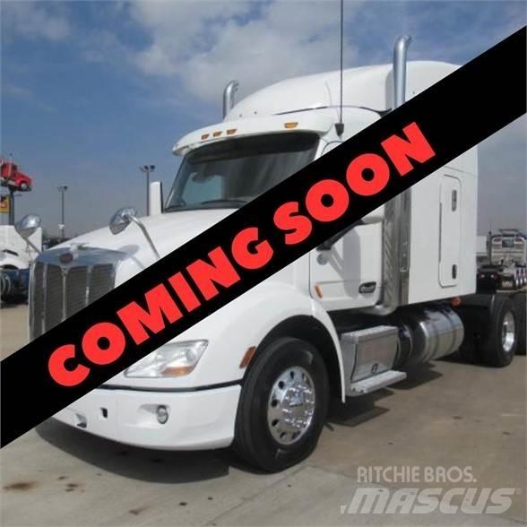 Peterbilt 579 Conventional Trucks / Tractor Trucks