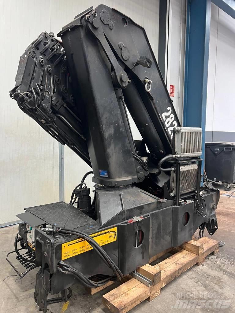 HMF 2820 K5 Knuckleboom cranes