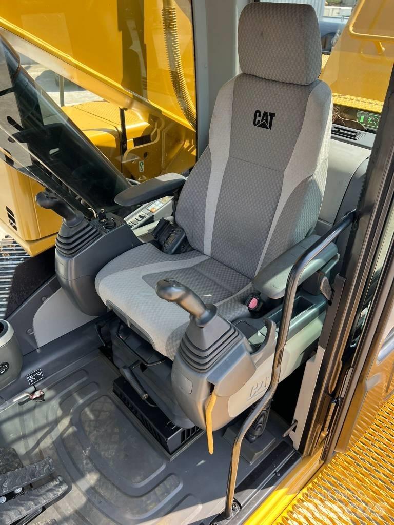 CAT 330D MH Waste / Industry Handlers