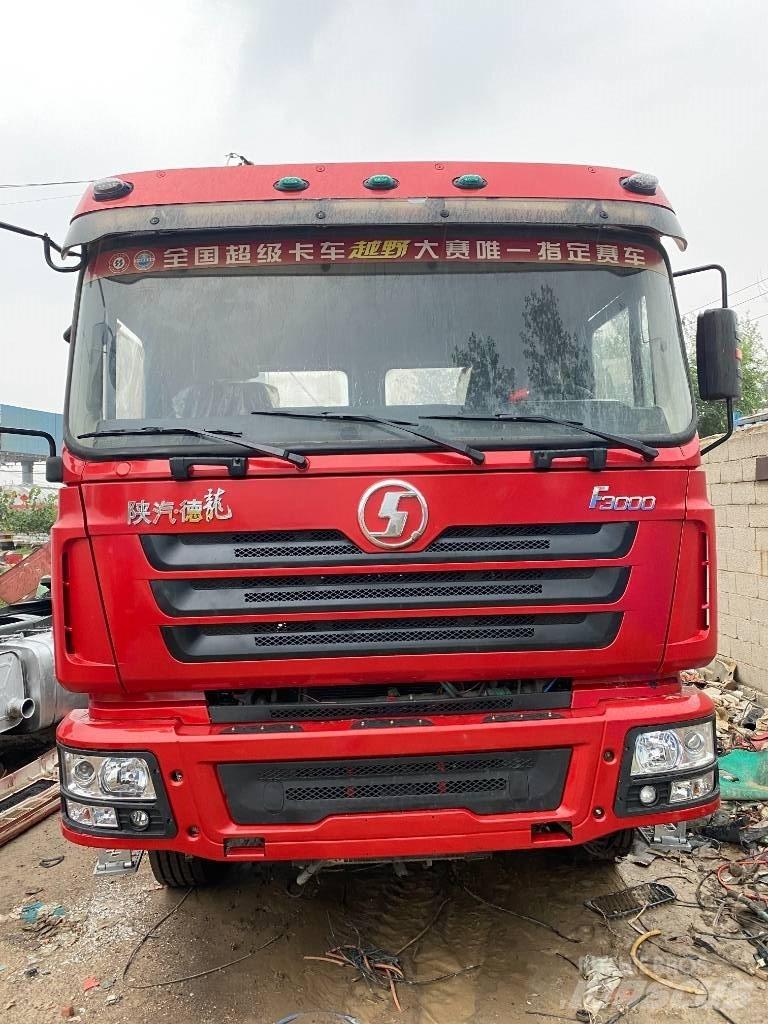 Shacman F3000 6X4 Conventional Trucks / Tractor Trucks