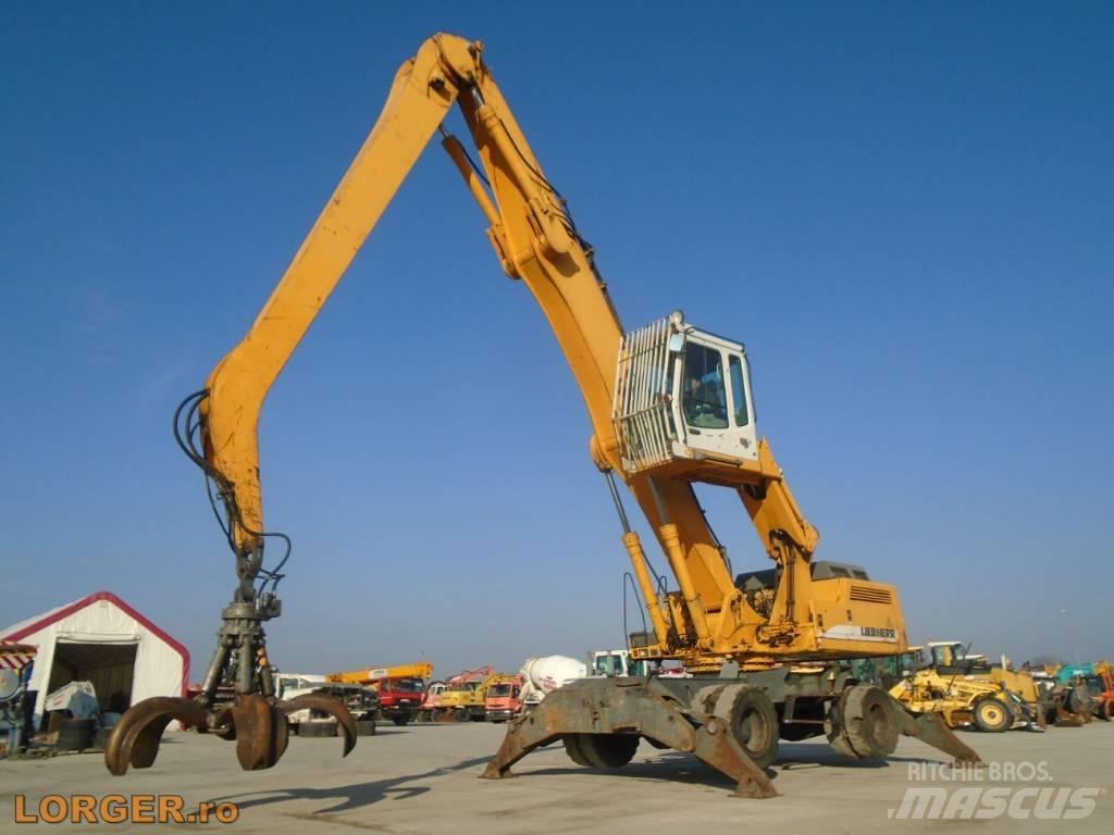 Liebherr A 934 B Waste / Industry Handlers