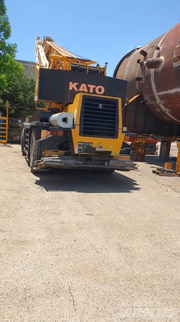 Kato SS 500 Rough Terrain Cranes