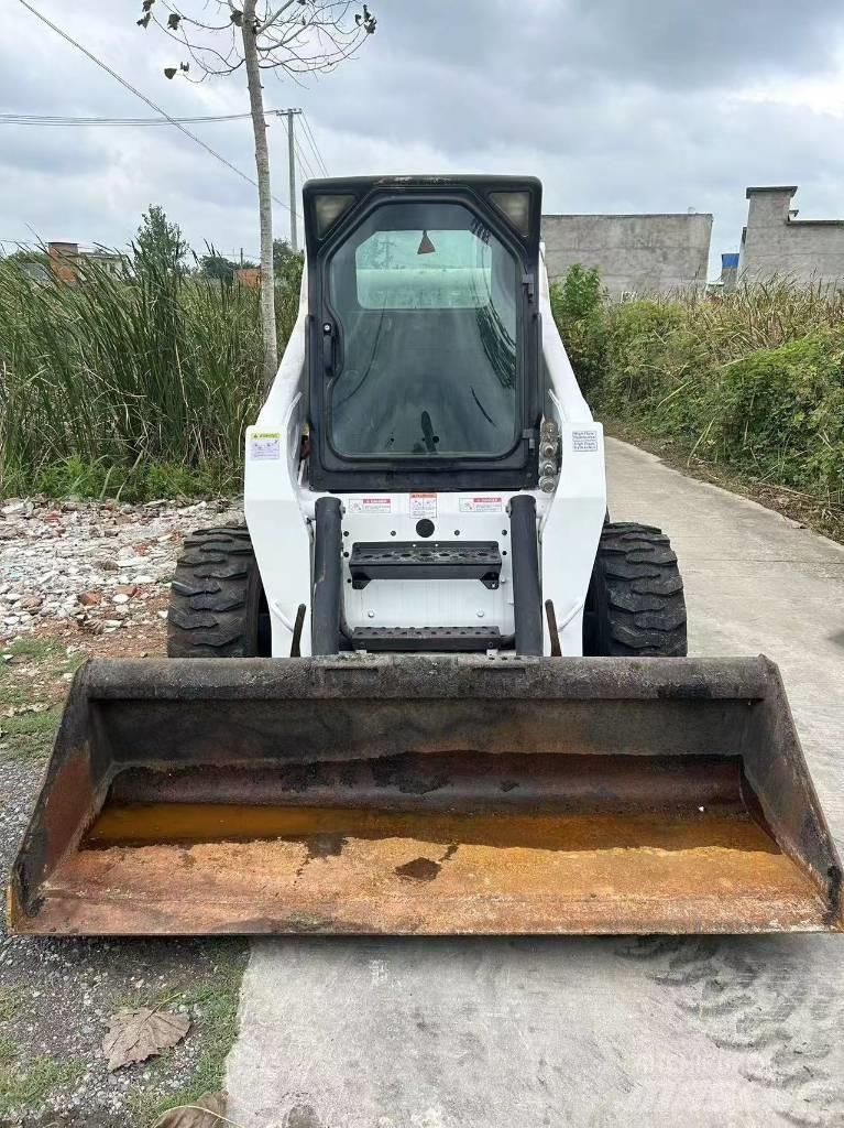 Bobcat S 300 Skid Steer Loaders