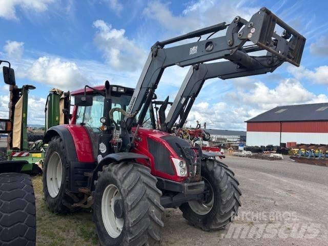 Valtra N163 direct Tractors