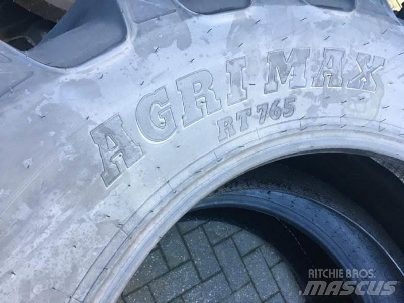 BKT 520/70 R 38 Tires, wheels and rims
