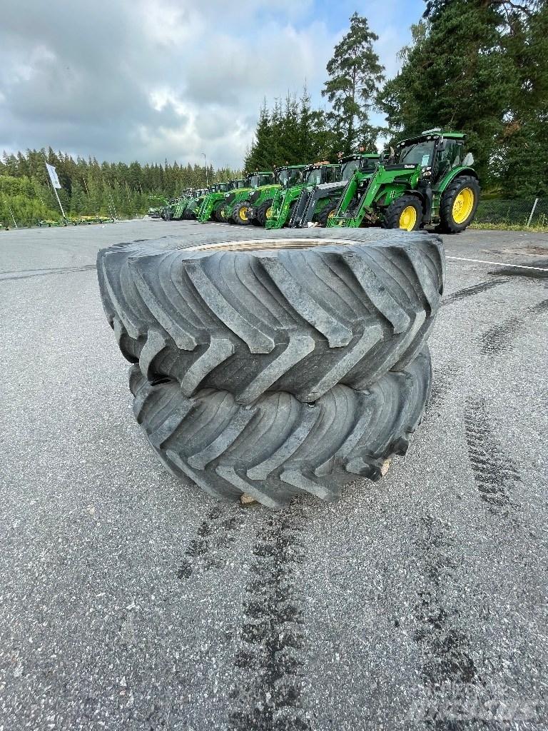 Taurus 520/70R38 Tires, wheels and rims