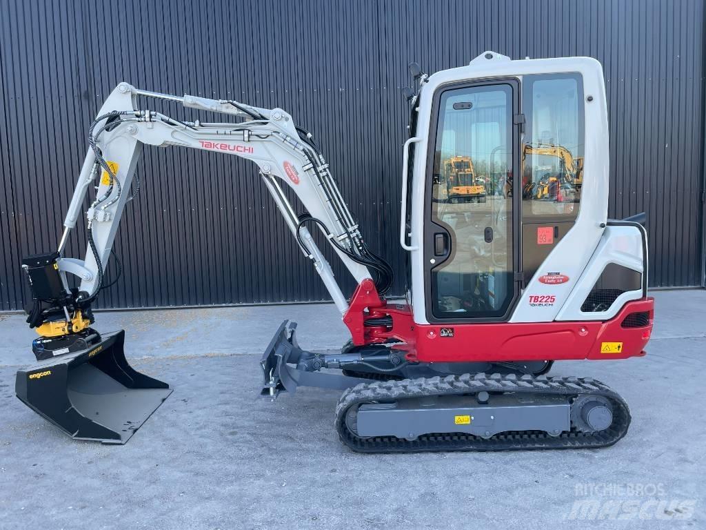 Takeuchi TB 225 Mini Excavators <7t (Mini Diggers)