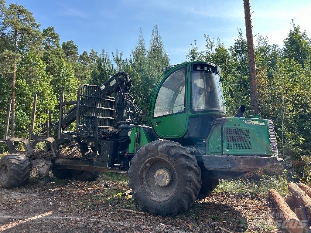 John Deere 1010 E Forwarders