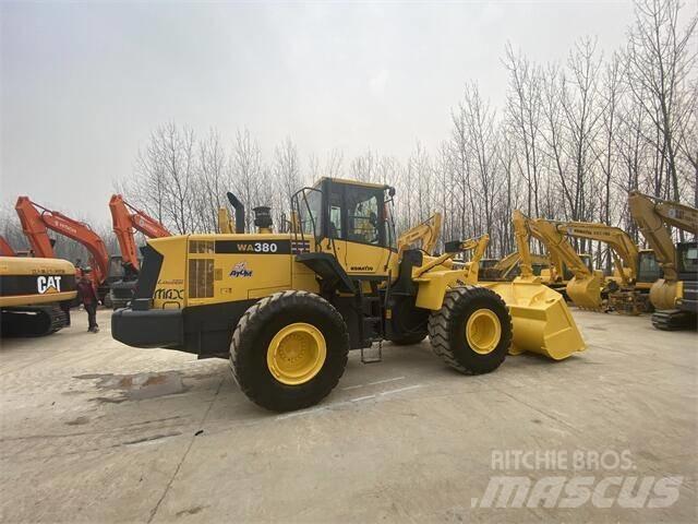 Komatsu WA380 Wheel Loaders