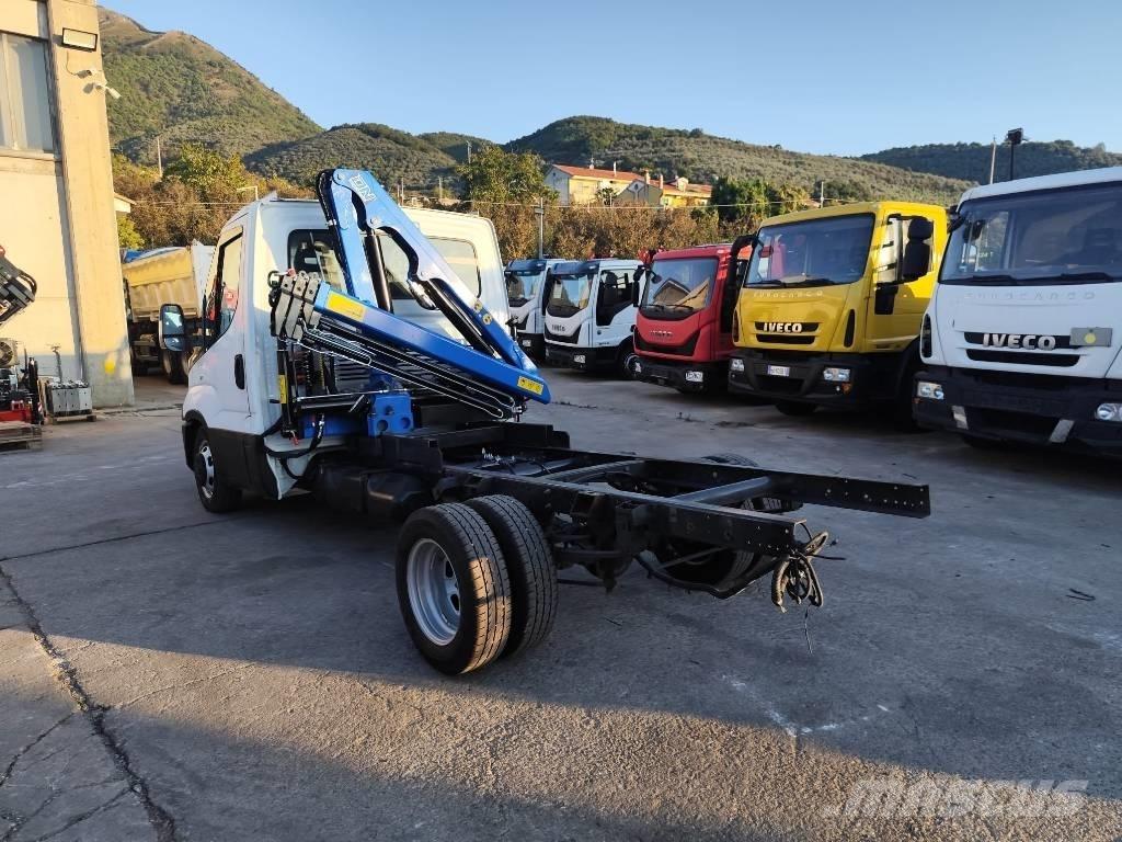 Iveco Daily 35-150 Boom / Crane / Bucket Trucks