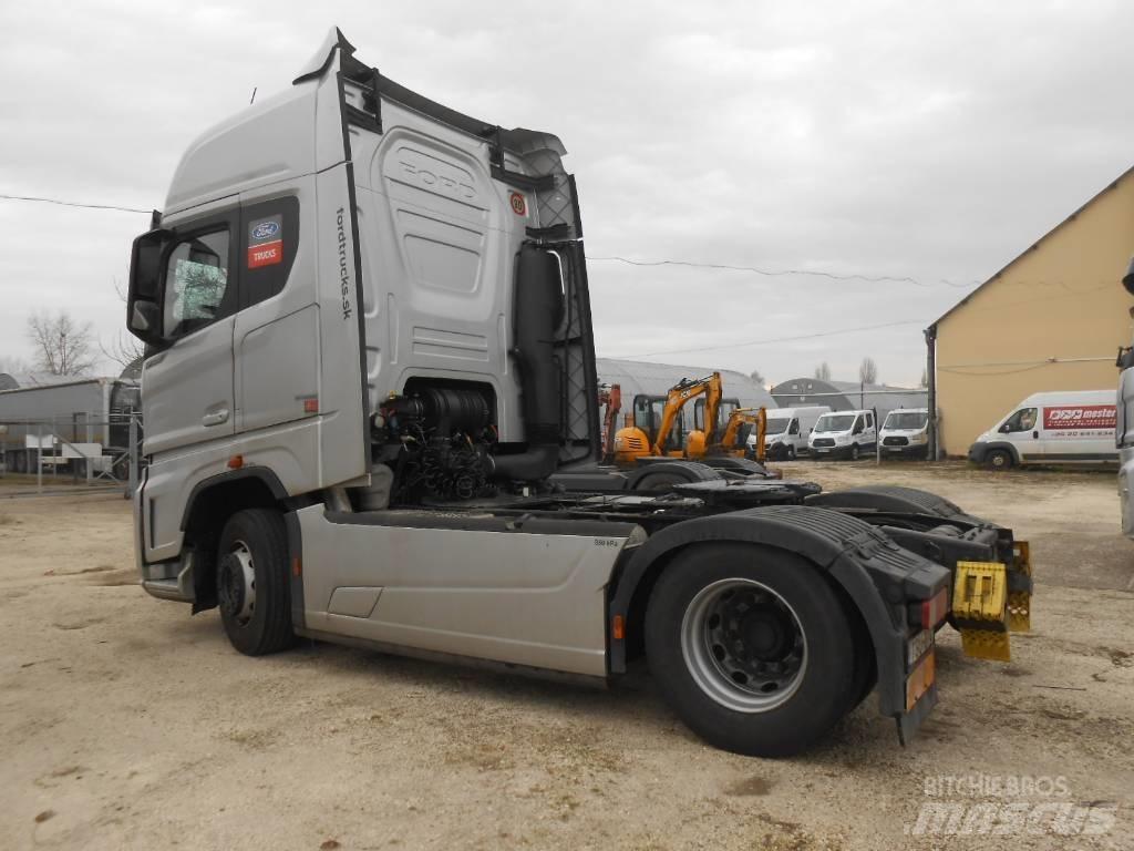 Ford F-Max 500 4x2 Conventional Trucks / Tractor Trucks