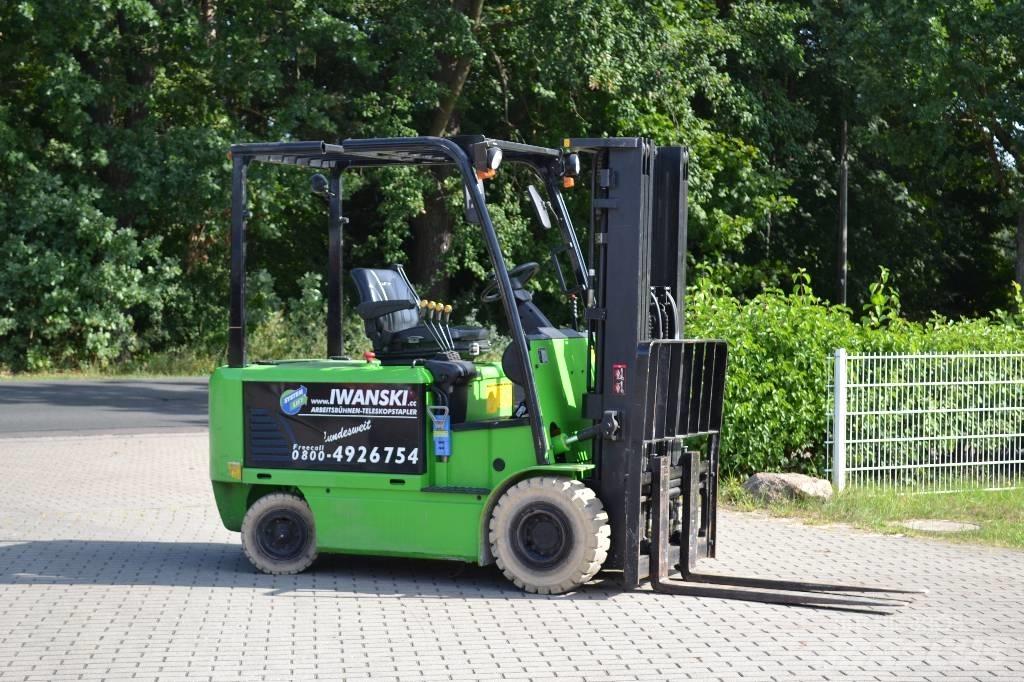 Hyundai 32 B-7 Electric Forklifts