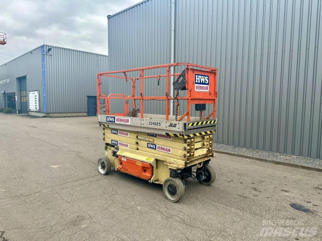 JLG 3246 ES Scissor Lifts
