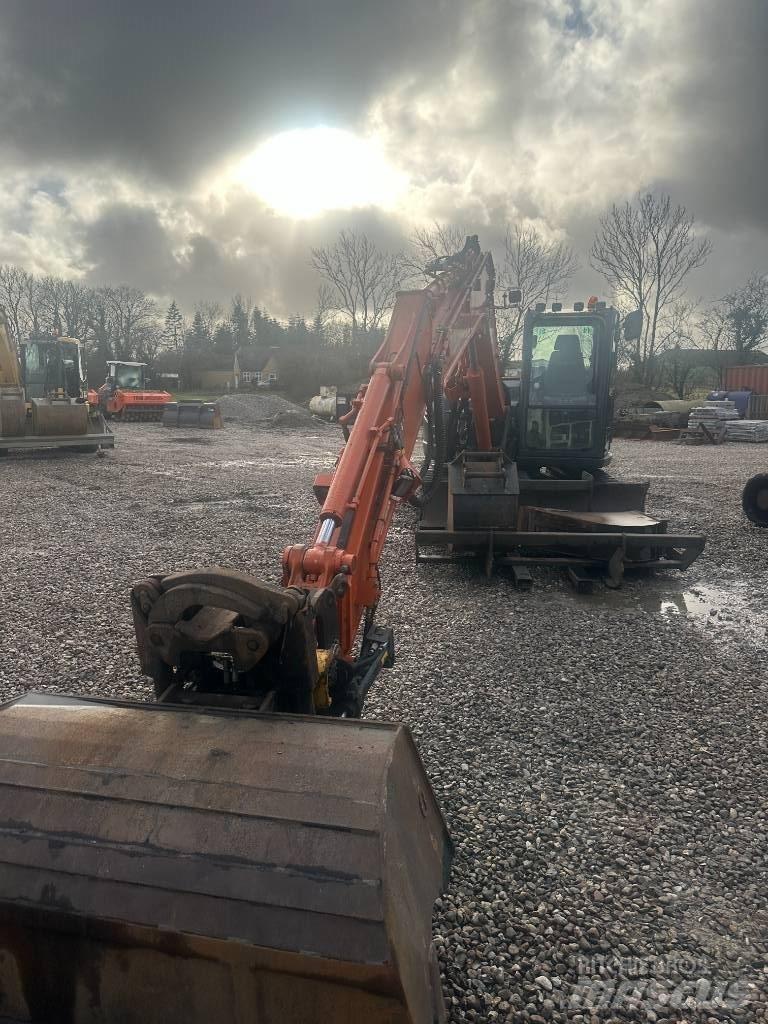 Hitachi ZX 85 USB-6 Mini excavators  7t - 12t