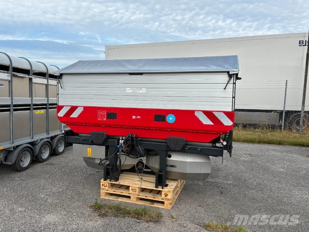 Kverneland TLX-Geo Mineral spreaders