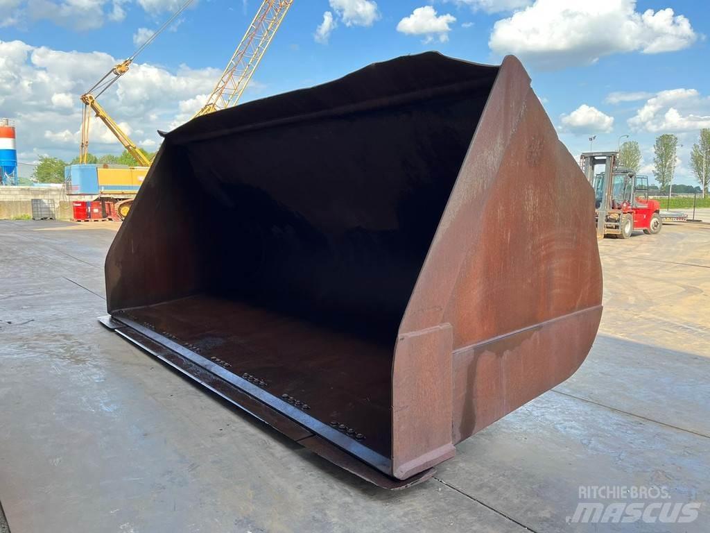 CAT 990 Bucket Buckets
