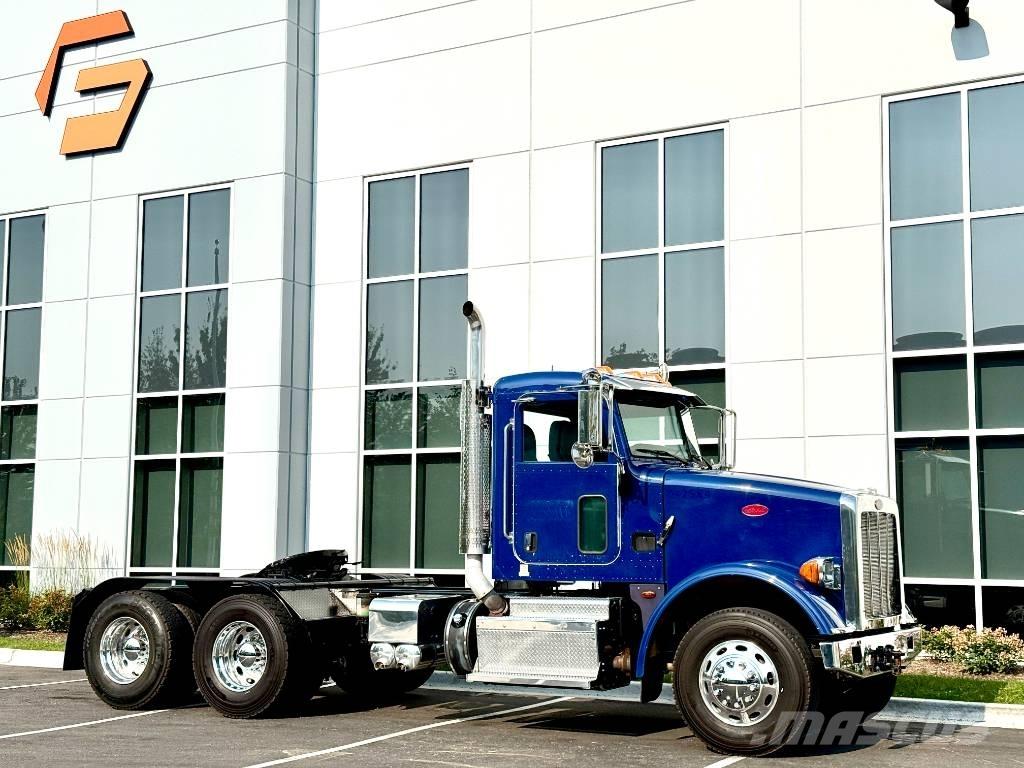 Peterbilt 365 Conventional Trucks / Tractor Trucks