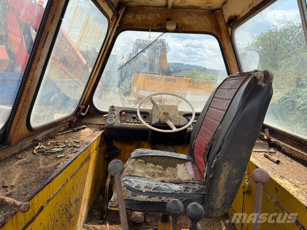 JCB 3 C II Backhoe Loaders