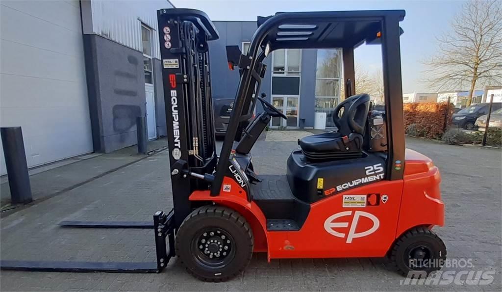  EFL253-B Electric Forklifts