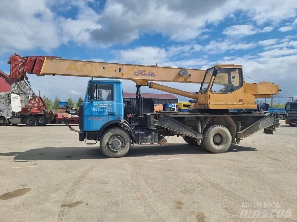 MAZ 20 T Mobile and all terrain cranes