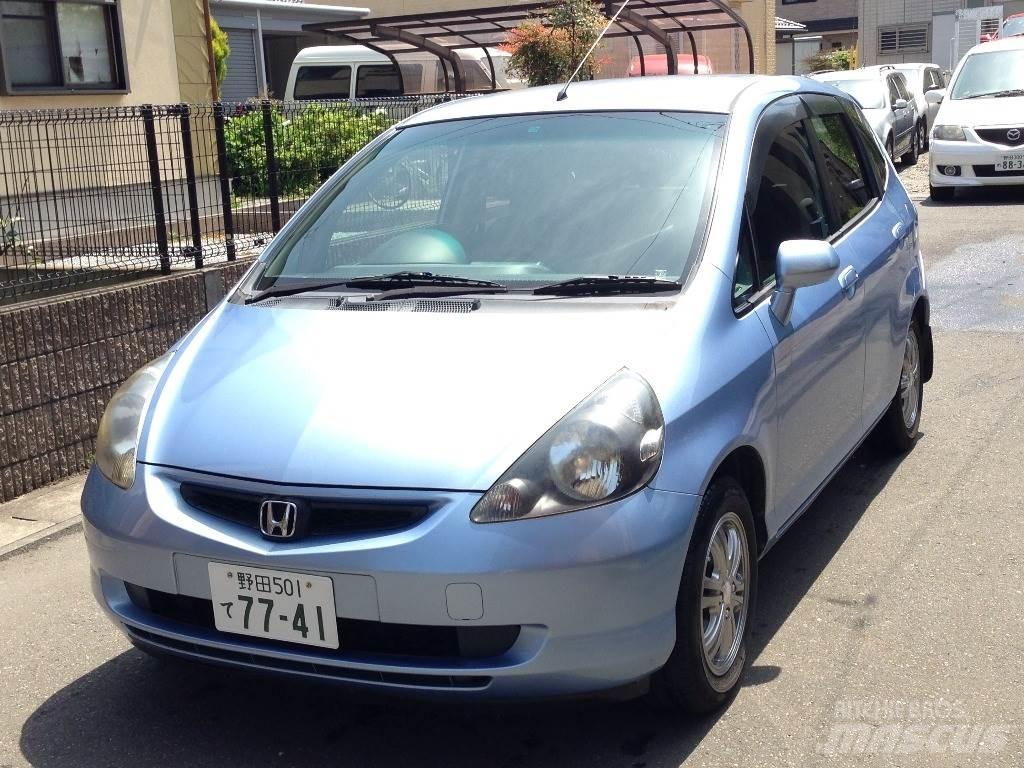Honda LA-GD1 Automobiles / SUVS
