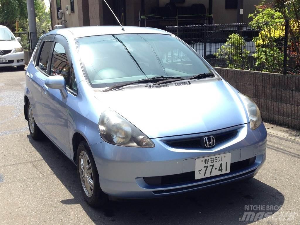 Honda LA-GD1 Automobiles / SUVS