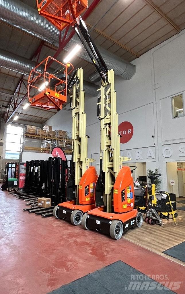 JLG Toucan 10 E-L Vertical mast lifts