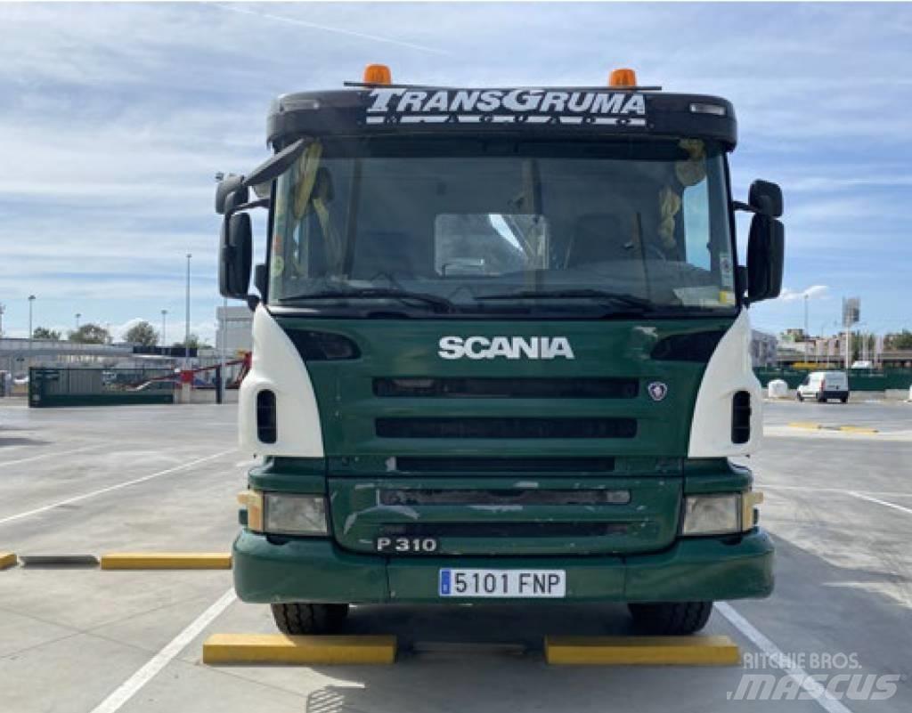Hiab 477 E-8 Knuckleboom cranes