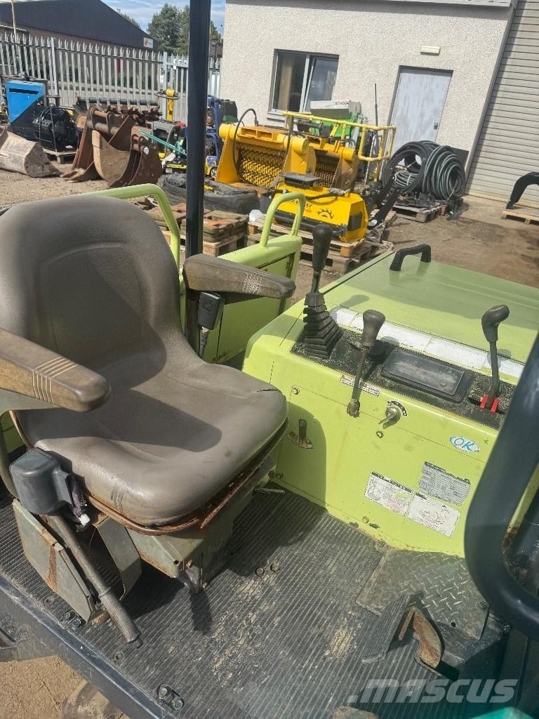 Yanmar C 30 Tracked Dumpers