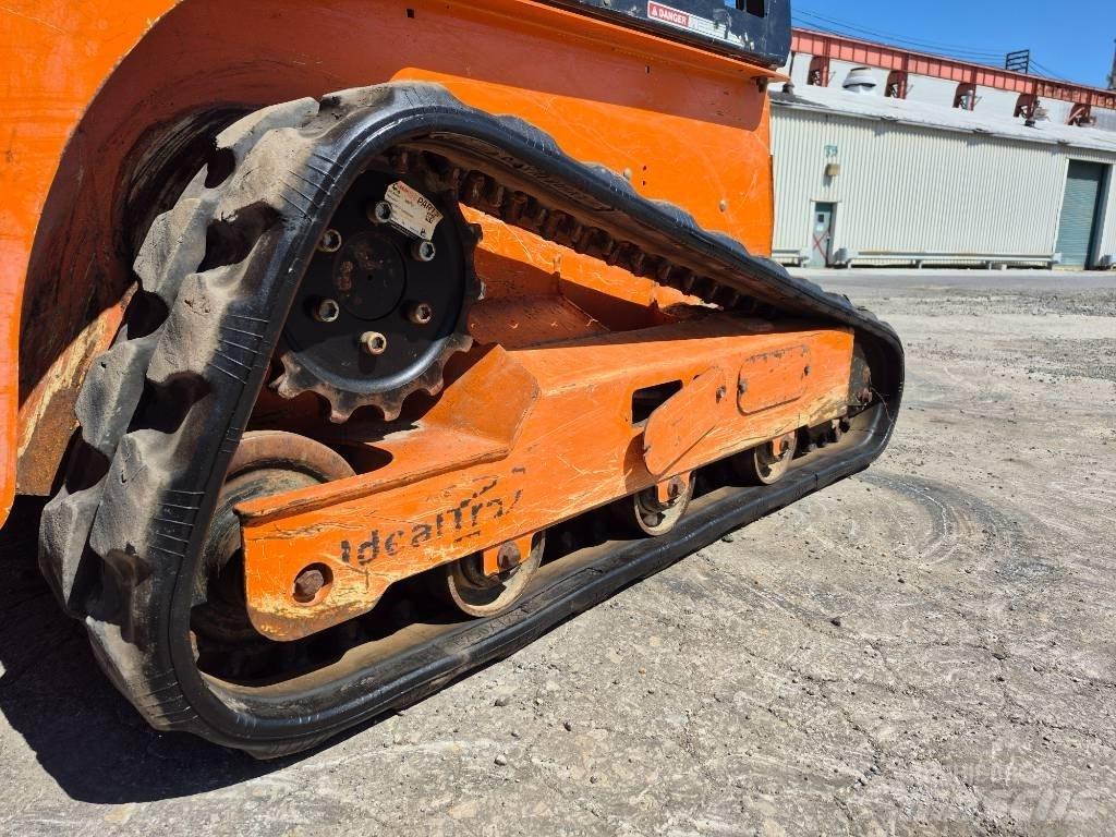 Gehl RT 105 Skid Steer Loaders