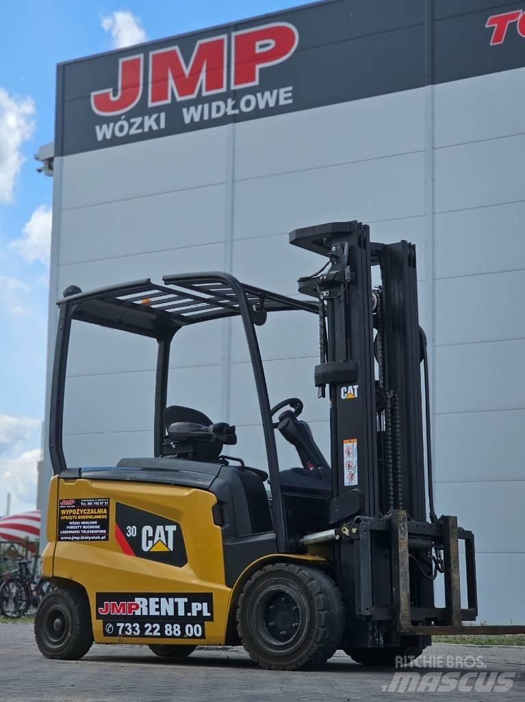 CAT EP 30 CN Electric Forklifts
