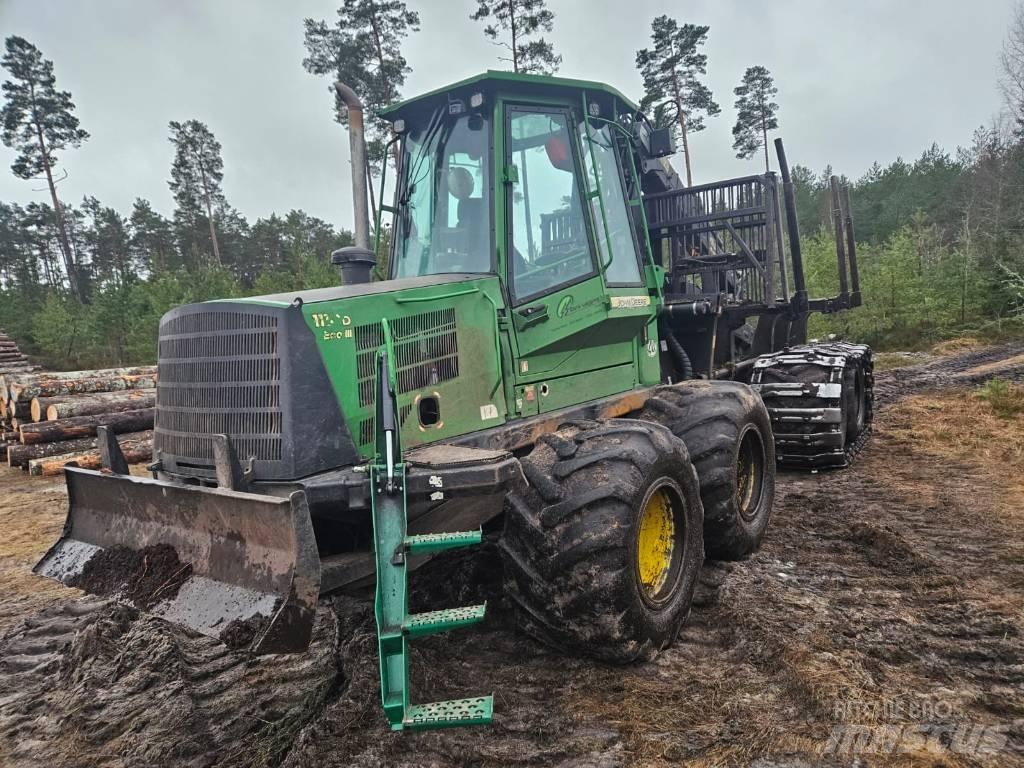 John Deere 1110 D Forwarders