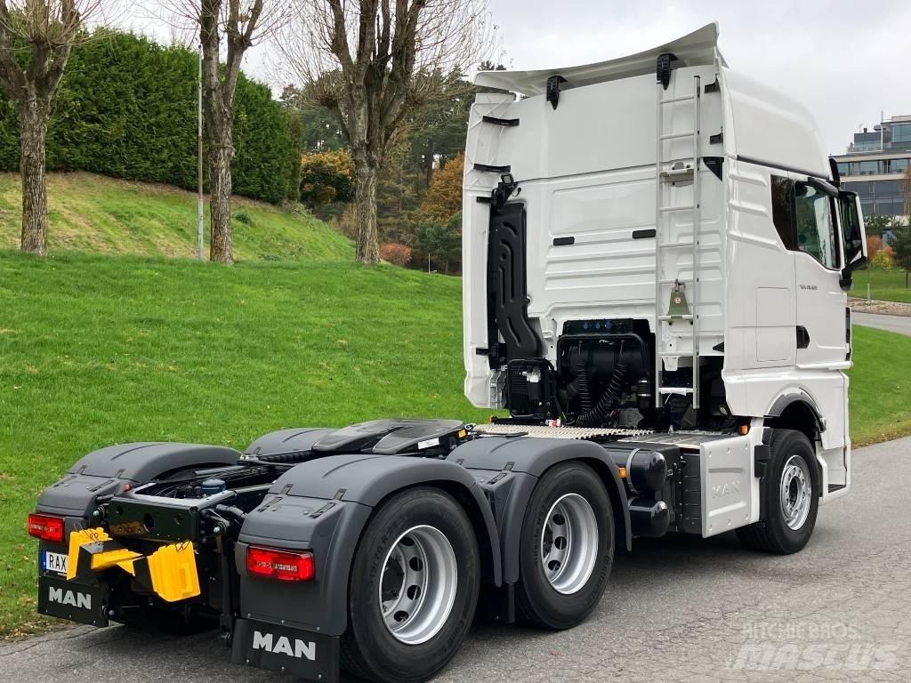 MAN TGX 28.520 Conventional Trucks / Tractor Trucks