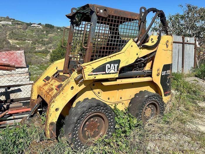 CAT 248 Mini Loader