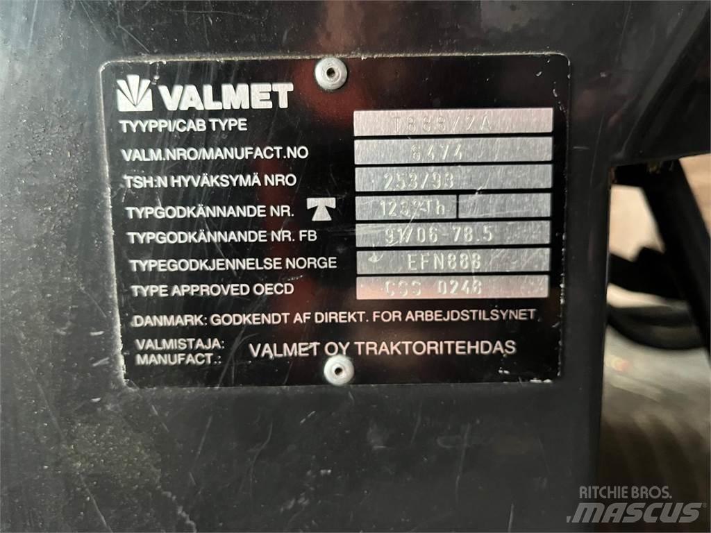 Valmet 6400 4.4 Tractors