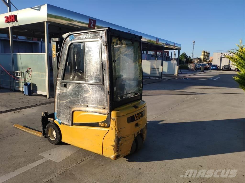 Yale ERP20VT Electric Forklifts