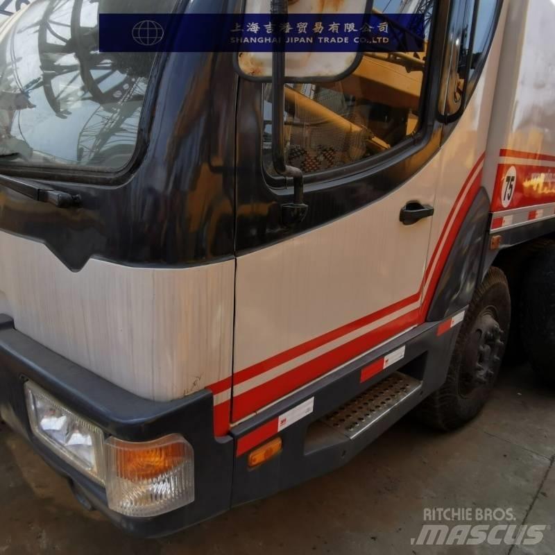 Zoomlion QY 50 Mobile and all terrain cranes