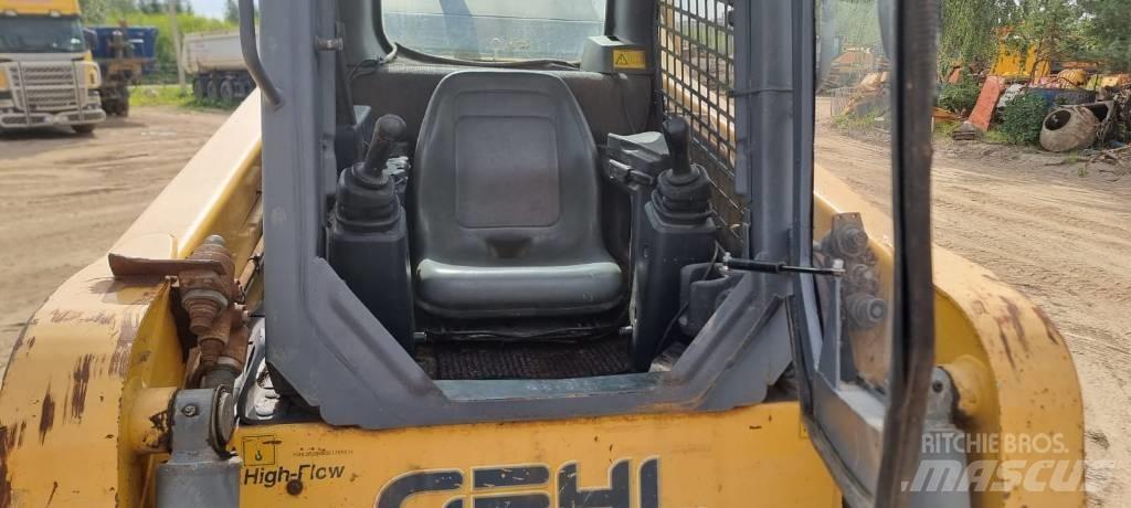 Gehl R 260 Skid Steer Loaders