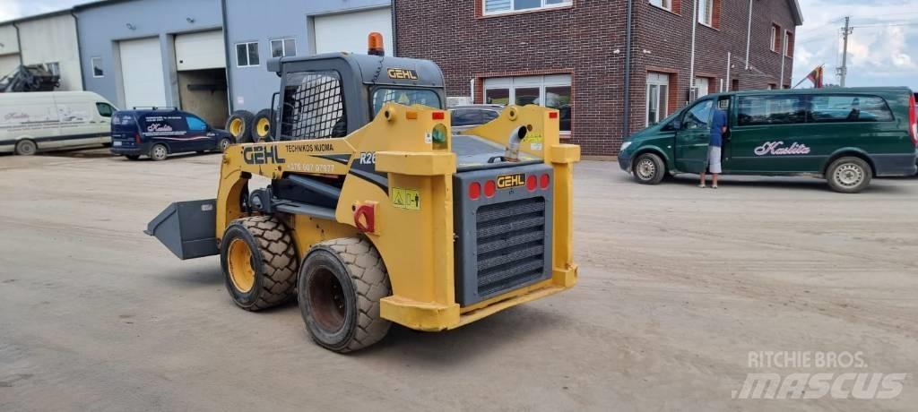 Gehl R 260 Skid Steer Loaders