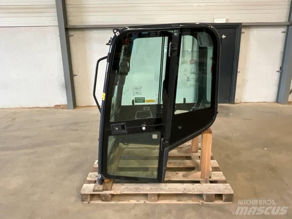 Kubota U 27-4 Forestry Cabin