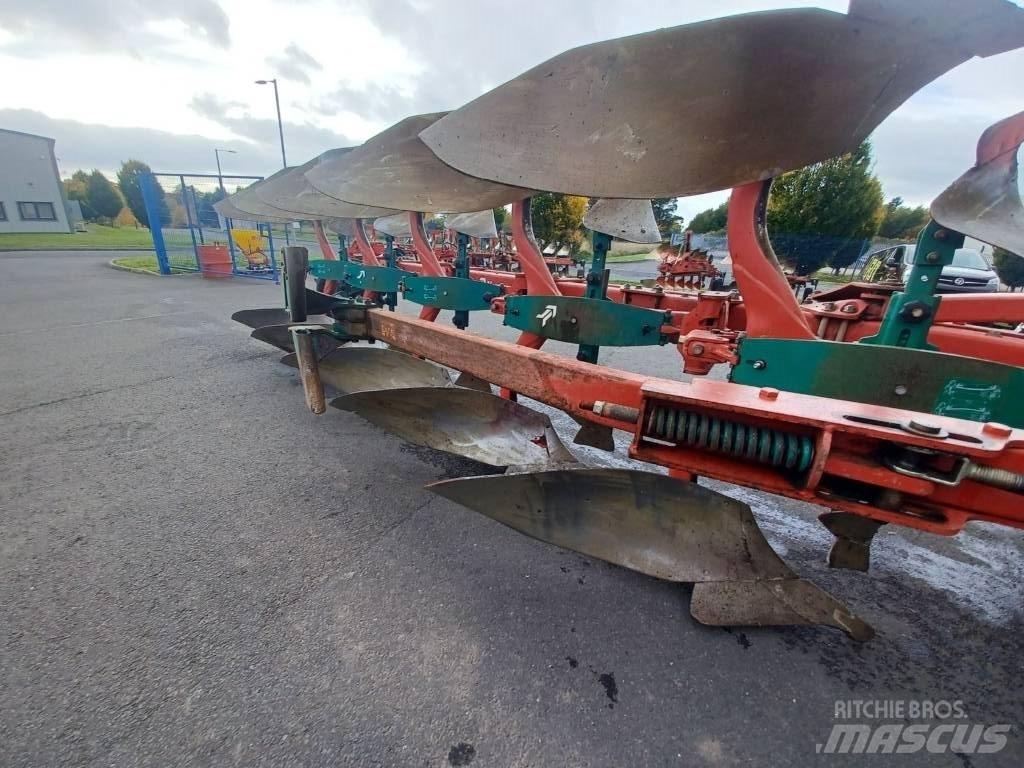 Kverneland 2500S Plows