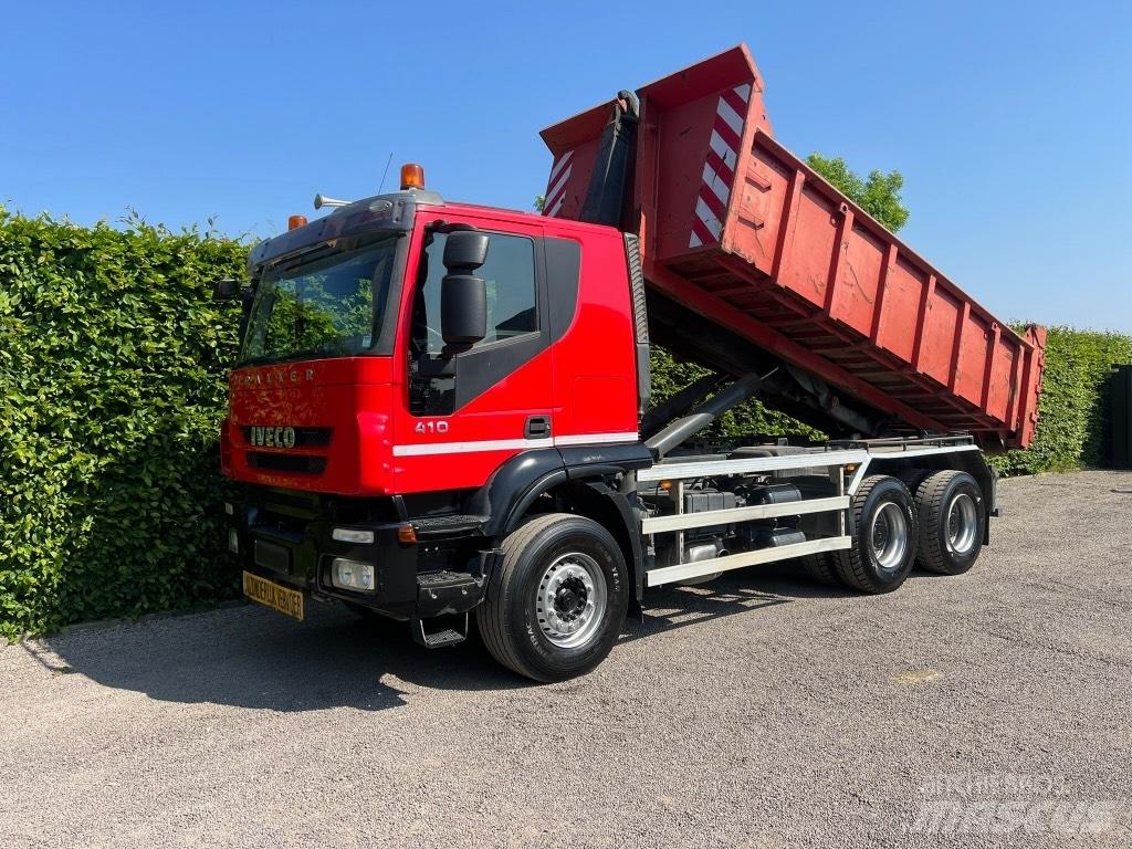Iveco Trakker 380 Conventional Trucks / Tractor Trucks