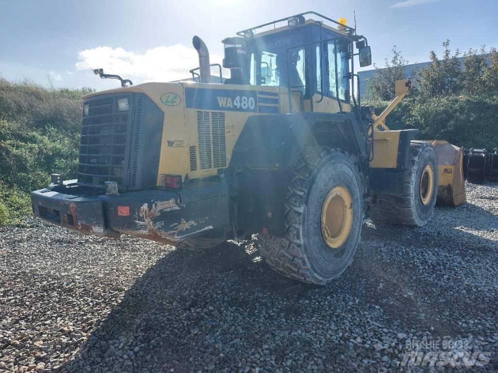 Komatsu WA480-6 Wheel Loaders