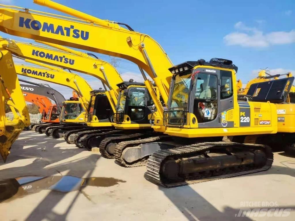 Komatsu 220-8 Crawler Excavators