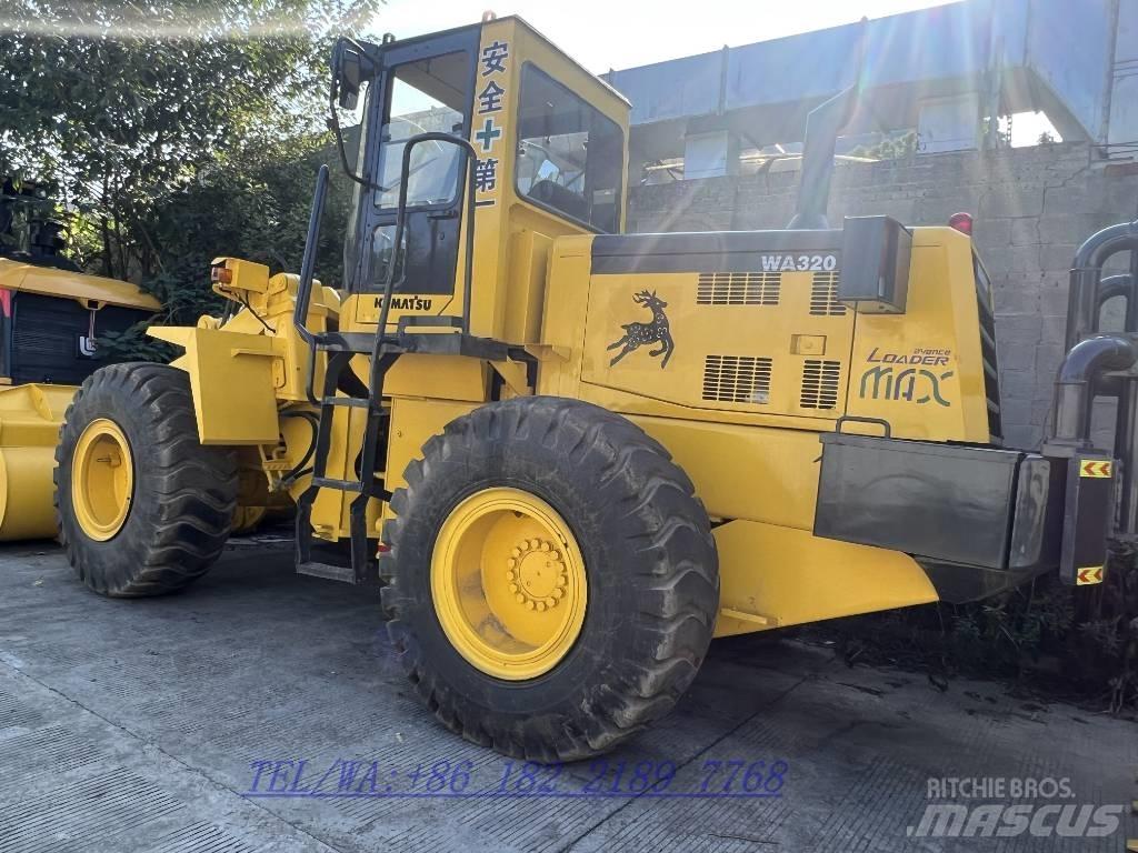 Komatsu WA320 Wheel Loaders